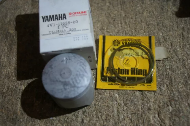 Yamaha YZ80 YZ80H 81 4V1 KOLBEN UND RINGE 1,00 MM O/S 4V1-11638-00 NOS OEM