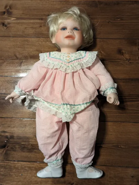 **GORGEOUS BLUE EYES BLONDE HAIR** Virginia Turner Vinyl Doll Dawn Y2K Vintage