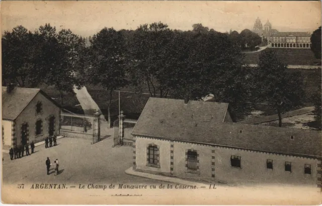 CPA ARGENTAN-Le Champ de Manoeuvre seen from the barracks (29532)