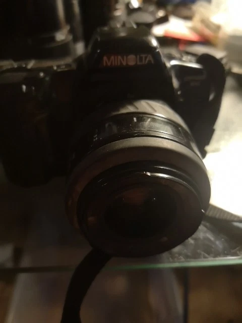 Appareil Photo Minolta Dynax 3xi Argentique – 35mm, Autofocus, Objectif 28-80mm