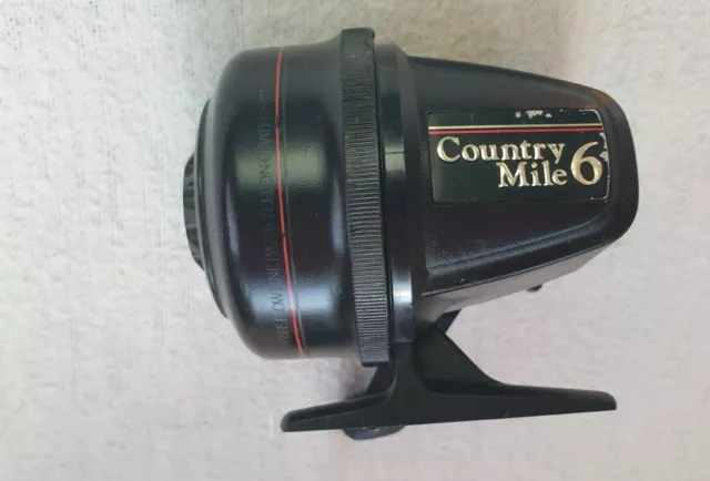 JOHNSON COUNTRY MILE 6 Spincast Casting Push Button Fishing Reel