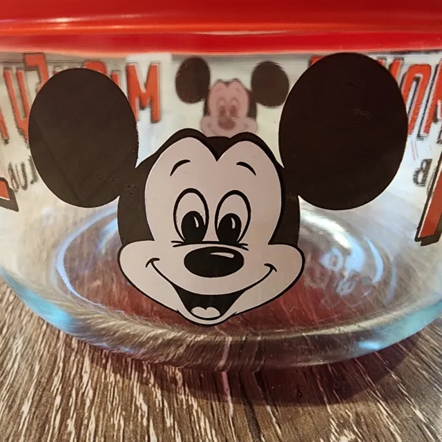 New Pyrex Disney Mickey Mouse Club 4 Cup Glass Storage Bowl Red Lid Made In USA