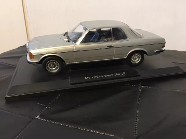 Mercedes Benz 280 CE Norev 1:18 silber Coupé Ltd Edt C123 W123