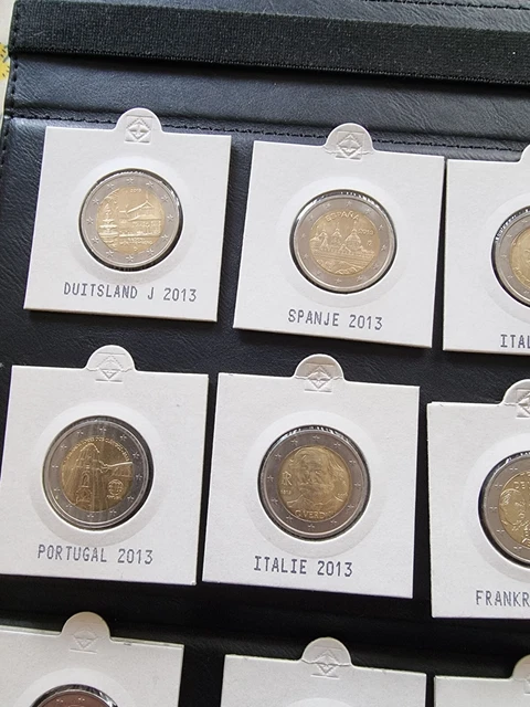 Lot de 17 pièces 2 euros commémoratives UNC 2013 2
