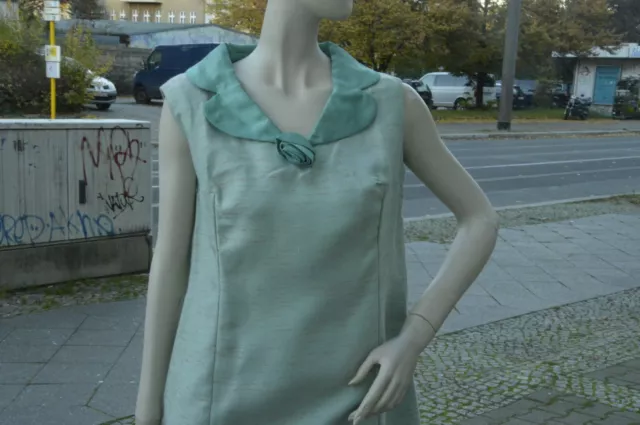 Kleid VEB elegant Berlin Mint mit Blume 60er TRUE VINTAGE 60s cocktail dress 3