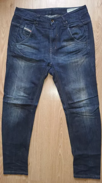 DIESEL USA "FAYZA" Herren Jeans  Hose Größe W31 L32 / W 31 L 32