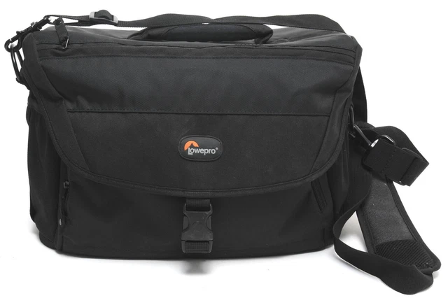 Lowepro Nova 200 AW black DSLR camera shoulder bag