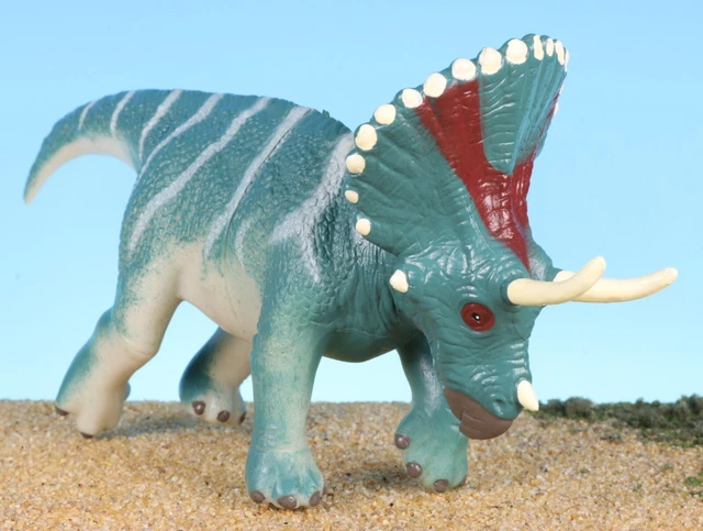 Triceratops Encounter Blue TRICERATOPS Toy Figurine Universal Studios