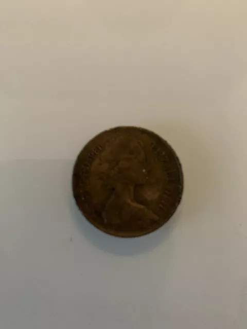 Rare Queen Elizabeth 2p New pence 1981 2p coin collectable