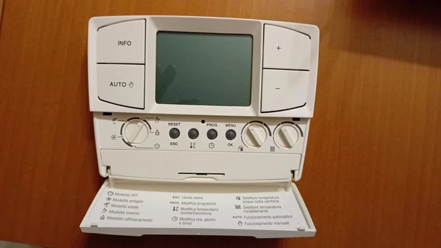 730896_4 730896_4