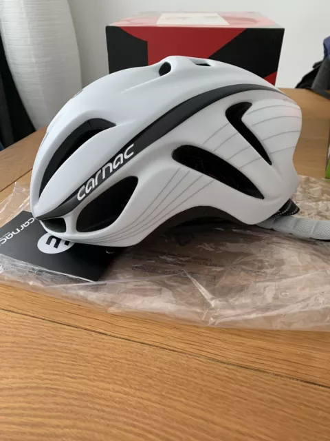 Carnac aero road shop helmet
