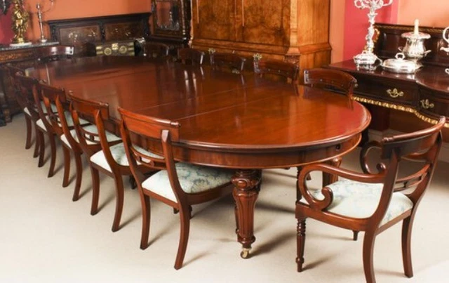comedor de Hergom. 8 sillas. USADA