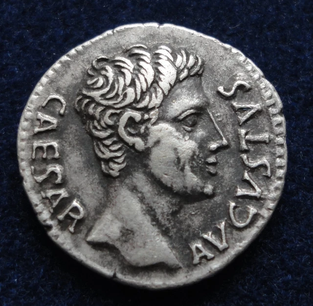 Augustus, 27 BC-AD 14. Denarius  Colonia Patricia, circa 19 BC.