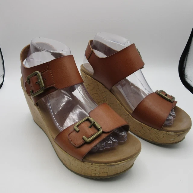 SKECHERS BRIT GO Getter 32975 Wedge Sandal Women s Size 7 White 13.50 PicClick