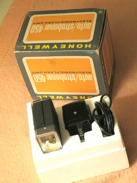 Honeywell Auto Strobonar 450 Electronic Flash Unit for Film Camera / Collectable