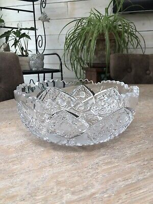 Beautiful Vintage Hand Cut Crystal Bowl with Sawtooth Rim Excellent Condition