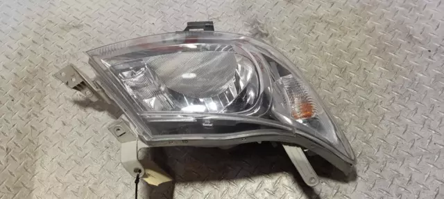 Toyota Hilux Right Headlamp 10/08-06/11