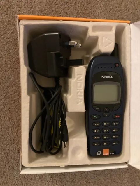Vintage Nokia 6150 little used, boxed with charger & instruction book