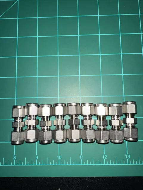 Swagelok SS-400-6 1/4” Straight Union Tube Fitting