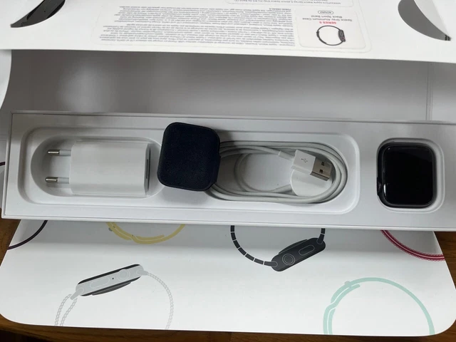 Apple Watch Series 5 GPS + Cellular - 40 mm Space grau - Zustand sehr gut