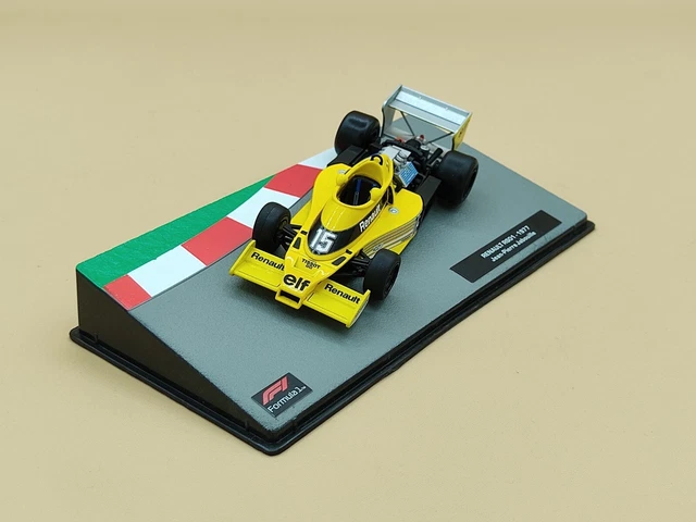 A collectible scale model Renault Magnum from Altaya