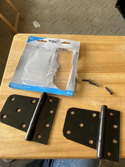 Open pack-missing screws- National Hardware 2pk Heavy Duty Gate Hinges Black