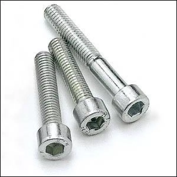 vis à métaux CHC (BTR) inox M6 x 30 (lot de 1)