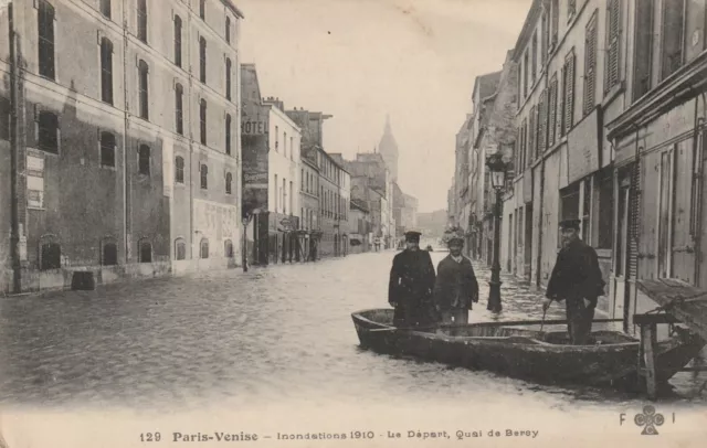 CPA 75 PARIS VENISE Inondations de 1910 Le Départ Quai d'Orsay