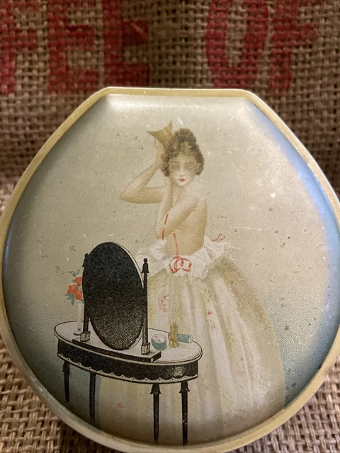 Vintage Richard Hudnut Deauville Naturelle Powder Face Tin Dressing Table Litho Vintage Richard Hudnut Deauville Naturelle Powder Face Tin Dressing Table Litho
