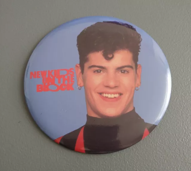 New Kids On The Block - Jordan Knight Oversized Pin (6×6 Inches)