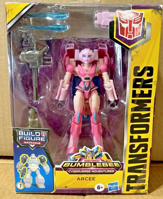 Went back to Ross Con, acquired Transformers Bumblebee Cyberverse Adventures Arcee. The box is a bit damaged but for $7.99, it's a win