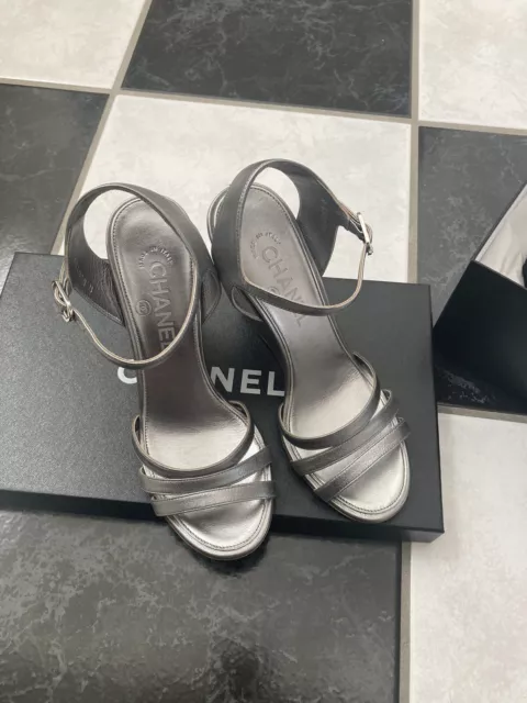 NIB 100% AUTH Chanel Metallic Leather Wedge Sandals CC Logo Pearl $1150  $798.00 - PicClick