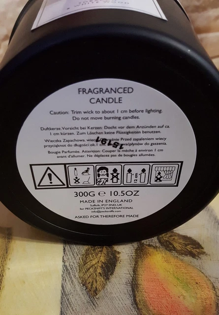 pecksniffs tobacco and white wood Mandle Tobacco & White Wood Candle