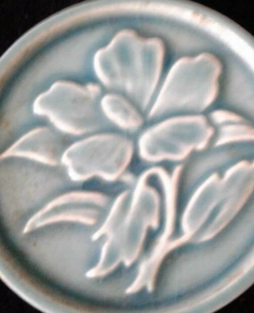 TILE Antiq Decorative Floral Design Tile Circa1900 Made in USA. 3 1/2" D 2