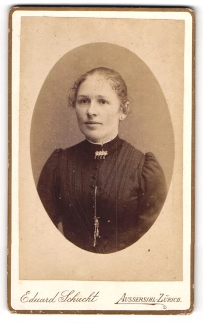 Fotografie Eduard Schucht, Aussersihl-Zürich, Casernen-Str. 13, Junge Dame mit