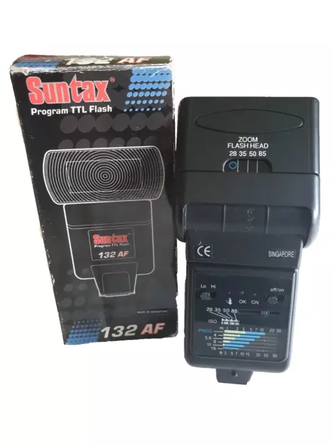 Camera Flash Suntax 132AF Auto Focus Swivel Bounce & Zoom TTL for Minolta Pentax