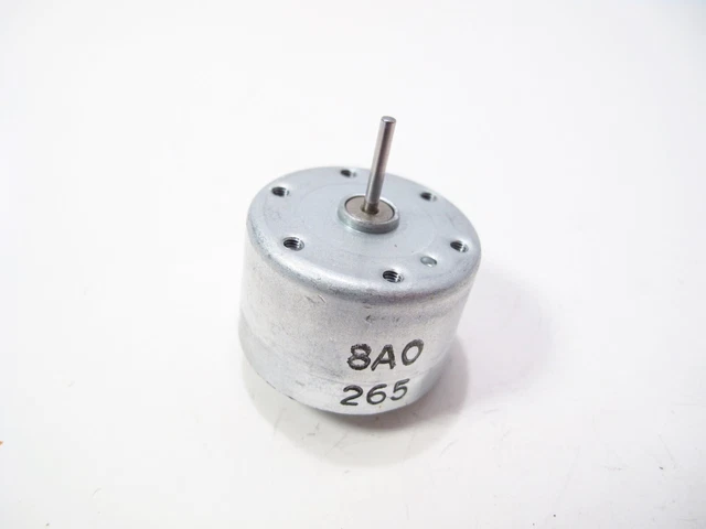 JVC TD-W305 CASSETTE PARTS - rewind fast-forward motor  8AO 265  8A0 265