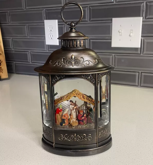 Nativity Snow Globe Glitter Lantern 2