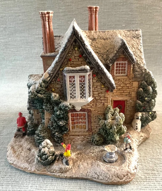 LILLIPUT LANE HOUSE - The Christmas Cake L2397 £32.00