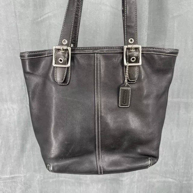 Coach Leather Bag Purse Black Zipper Buckled Accent Inside Pockets