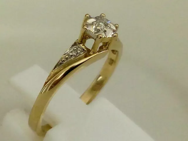 9Ct 9K Yellow Gold Natural Diamond Engagement Ring Size 4.75  Au Size J