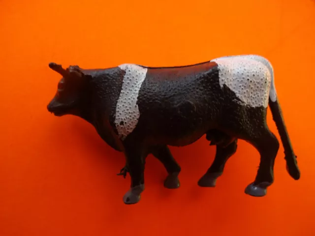 Decorazione natalizia statua presepe ""Mucca - nero - bianco macchiato
