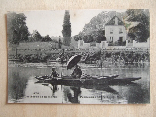 Cpa (94) Les Bords De La Marne. Pecheurs Endurcis. Barque