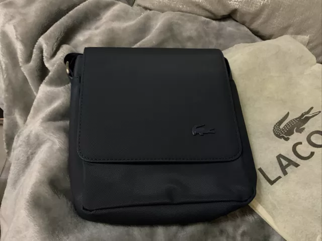 lacoste shoulder bag