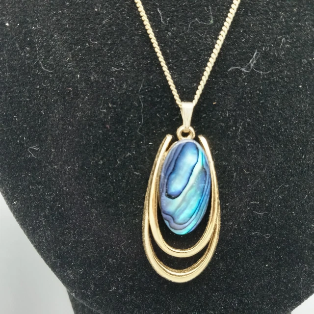 Ariki necklace sales