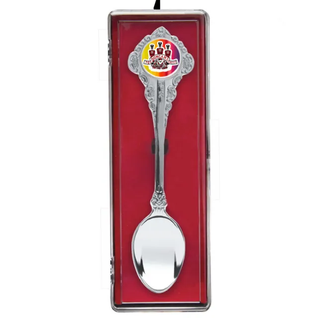 Duncan's Toy Chest Home Alone prop Spoon Collectors Souvenir with display case