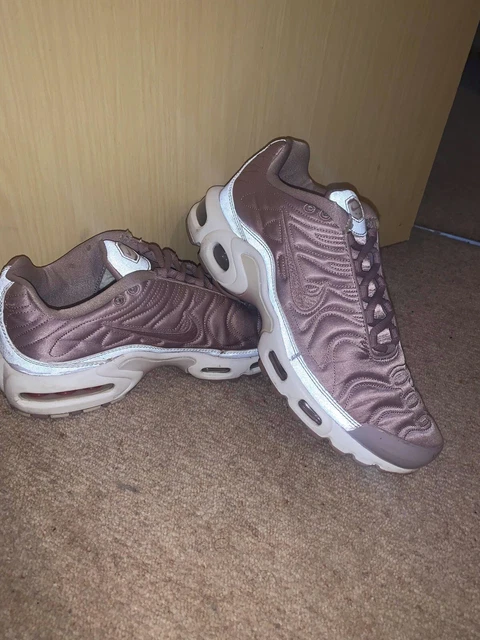Nike tns burgundy hotsell