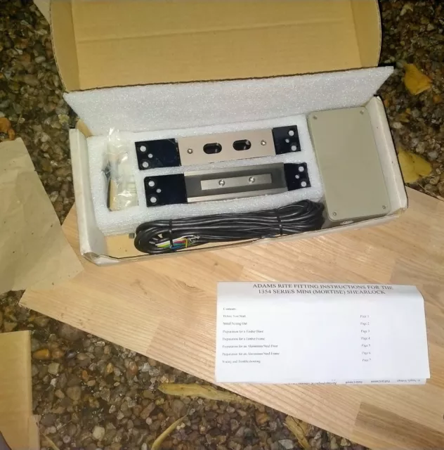 Nuovissima serratura magnetica Adams Rite 1354