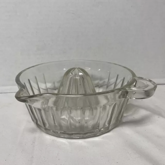 Vintage Heavy Large Clear Glass Hand Juicer Reamer Citrus Orange Lemon Easy Pour