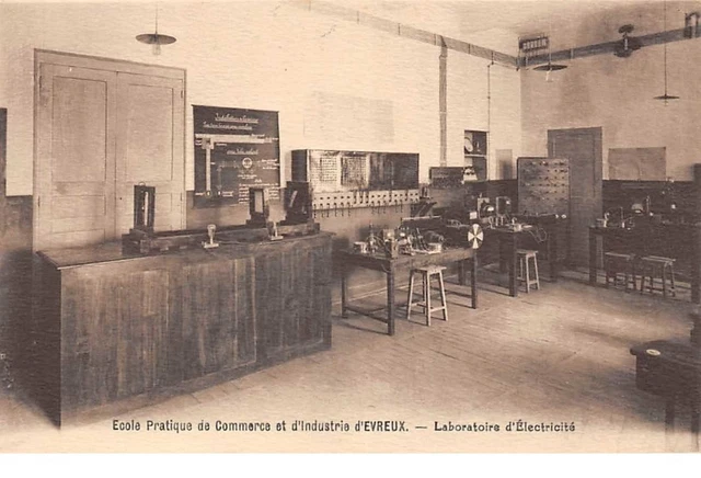 27 . n° 103387 .evreux .ecole pratique de commerce et d industrie .laboratoire